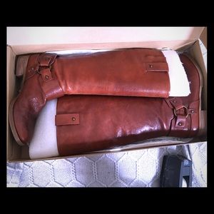 Excellent condition Nine West vintage boots!! 8.5